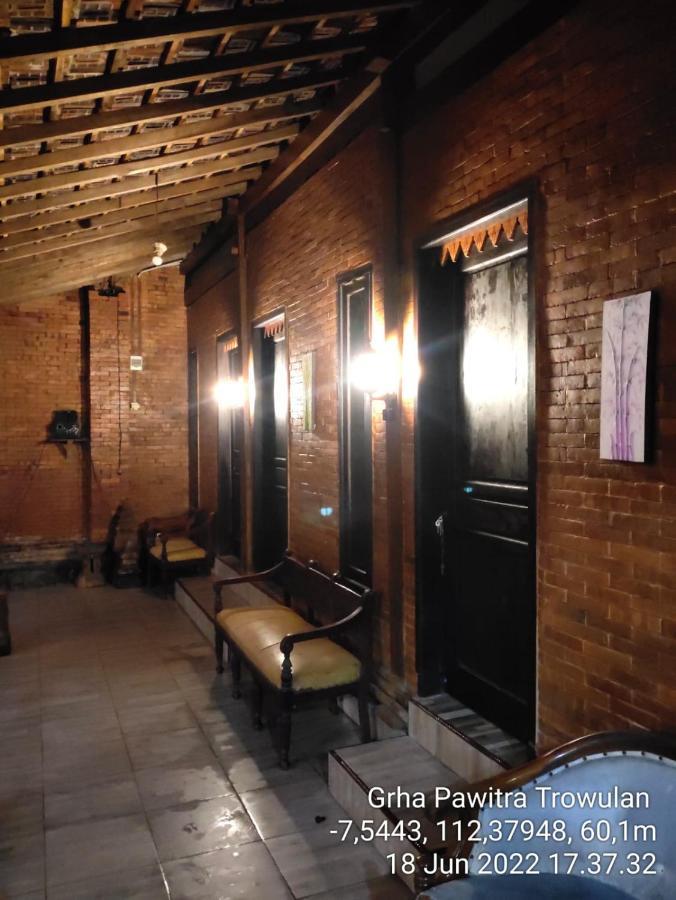 Grha Pawitra Trowulan Apartment Екстериор снимка