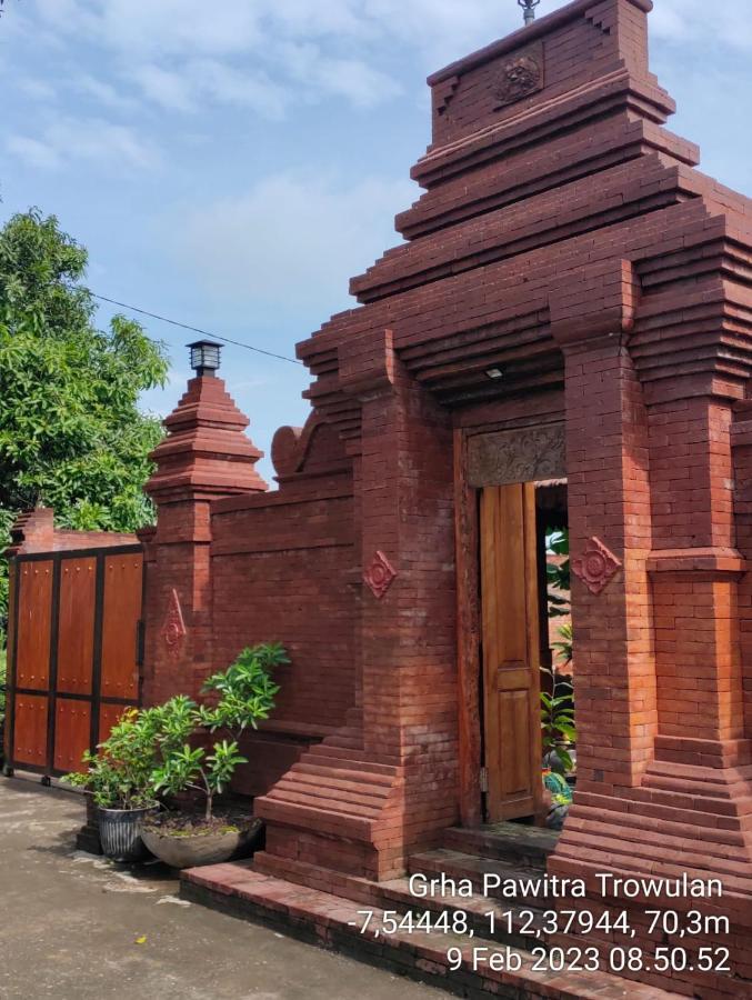 Grha Pawitra Trowulan Apartment Екстериор снимка